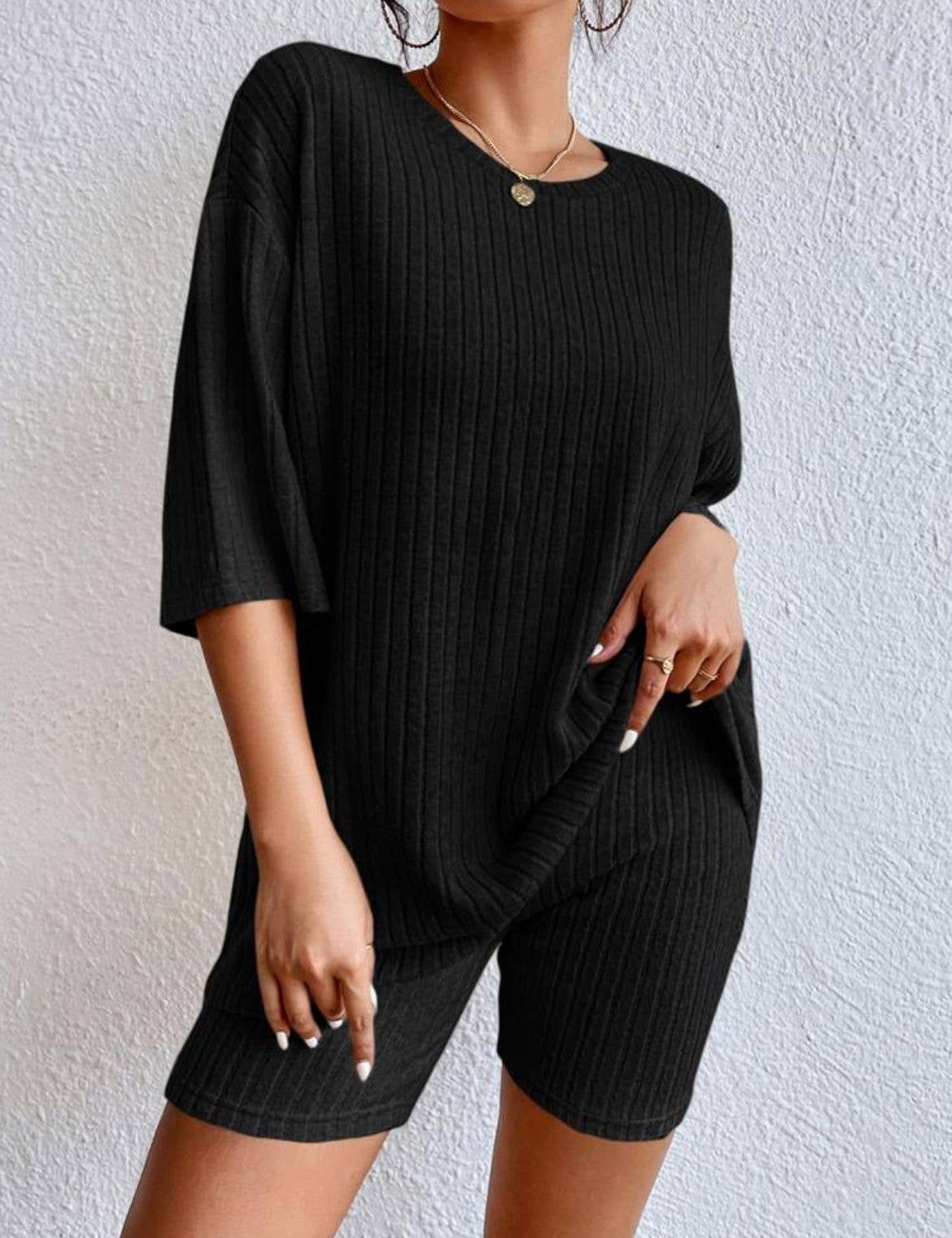 Solid ribbed oversized tee and biker shorts set