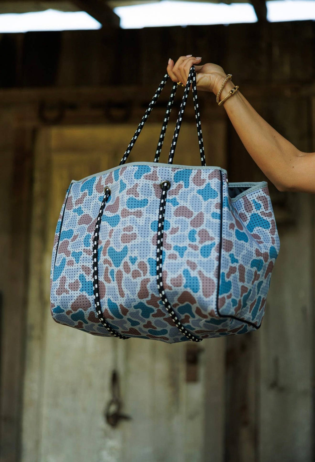 Large Tote in Camo