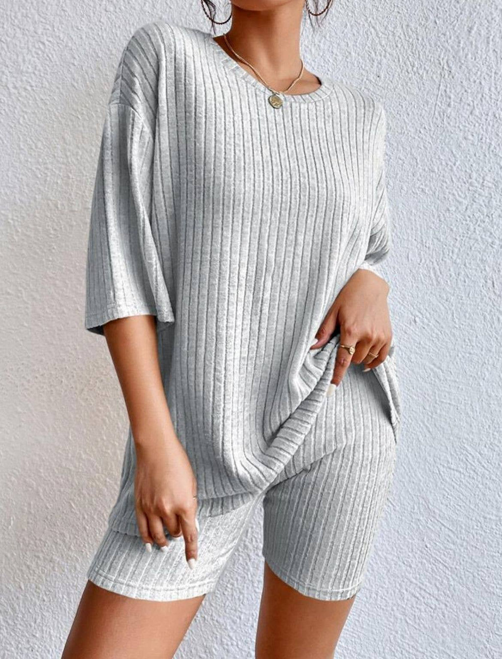 Solid ribbed oversized tee and biker shorts set