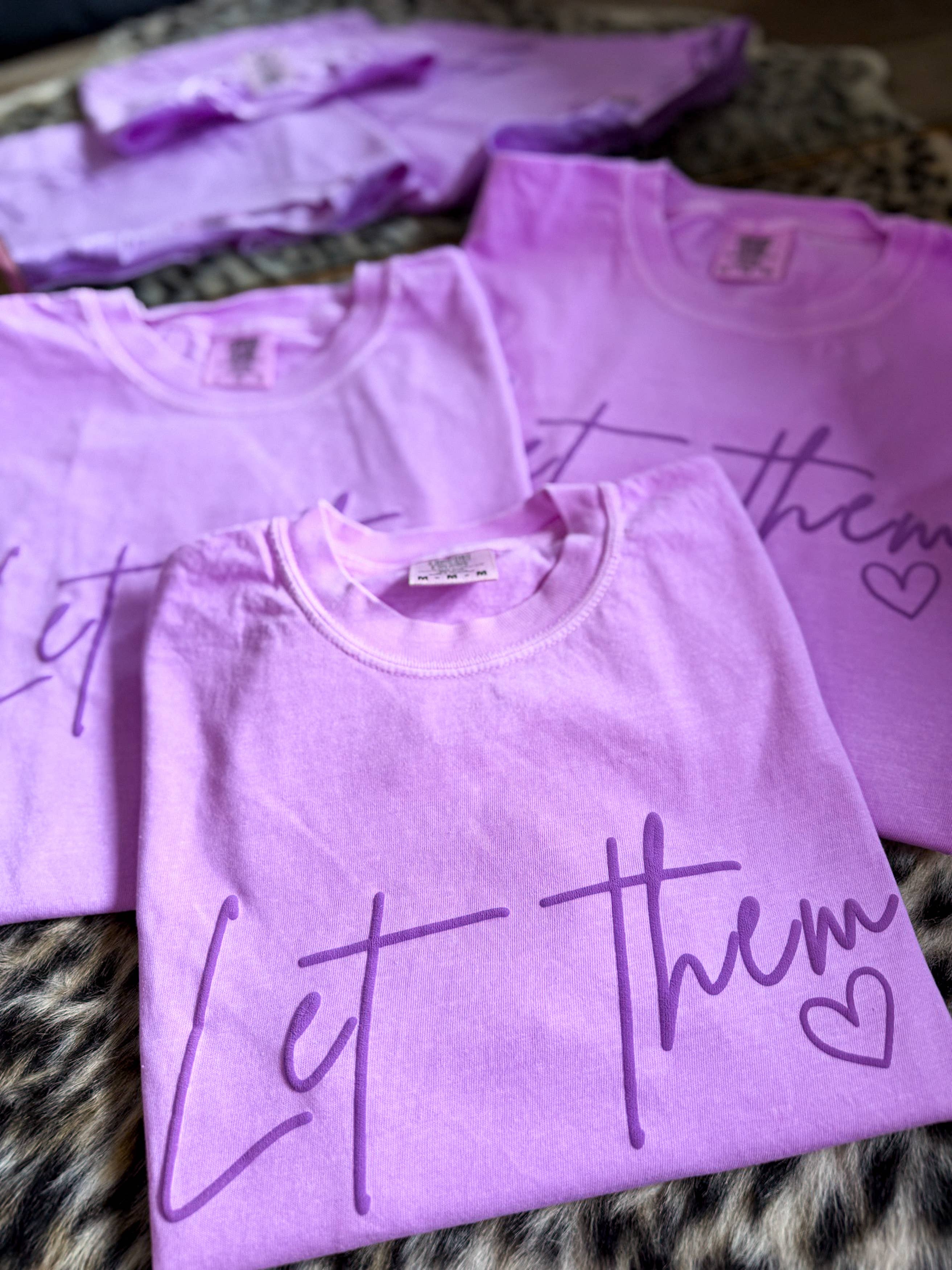 'Let Them' Tee: L